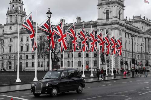 Londra: Shopping di Natale, Luci vetrine e magia tra le vie della Capitale